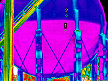 Thermographic image of water storage level